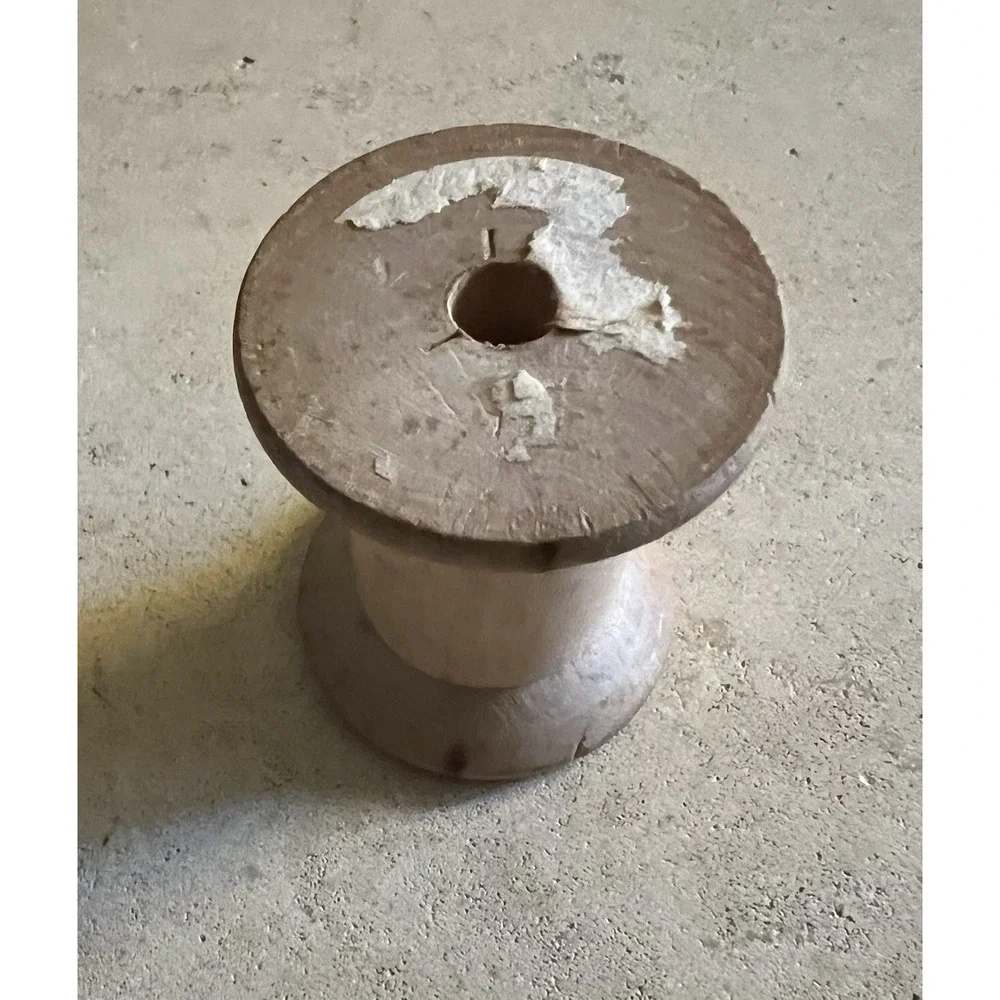 VINTAGE LOT OF 4 EMPTY WOODEN SPOOLS PARTIAL LABELS